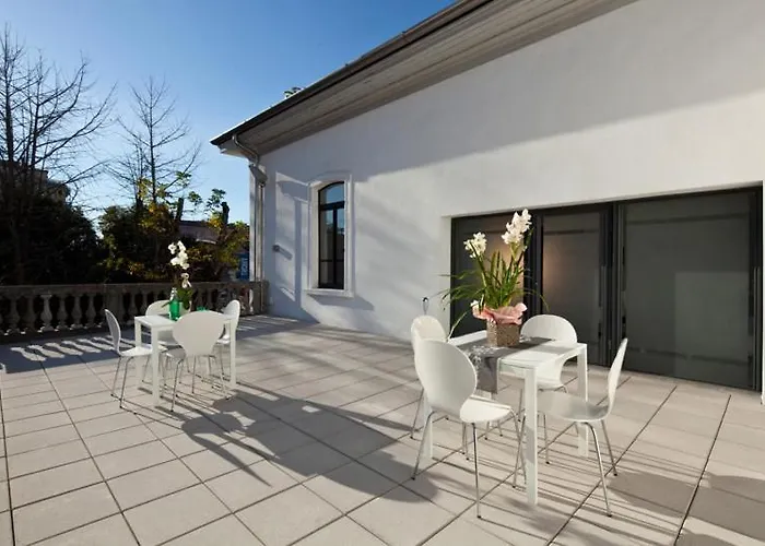 Gio'el Happiness Penzion