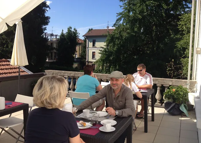 Gio'el Happiness Penzion 3*